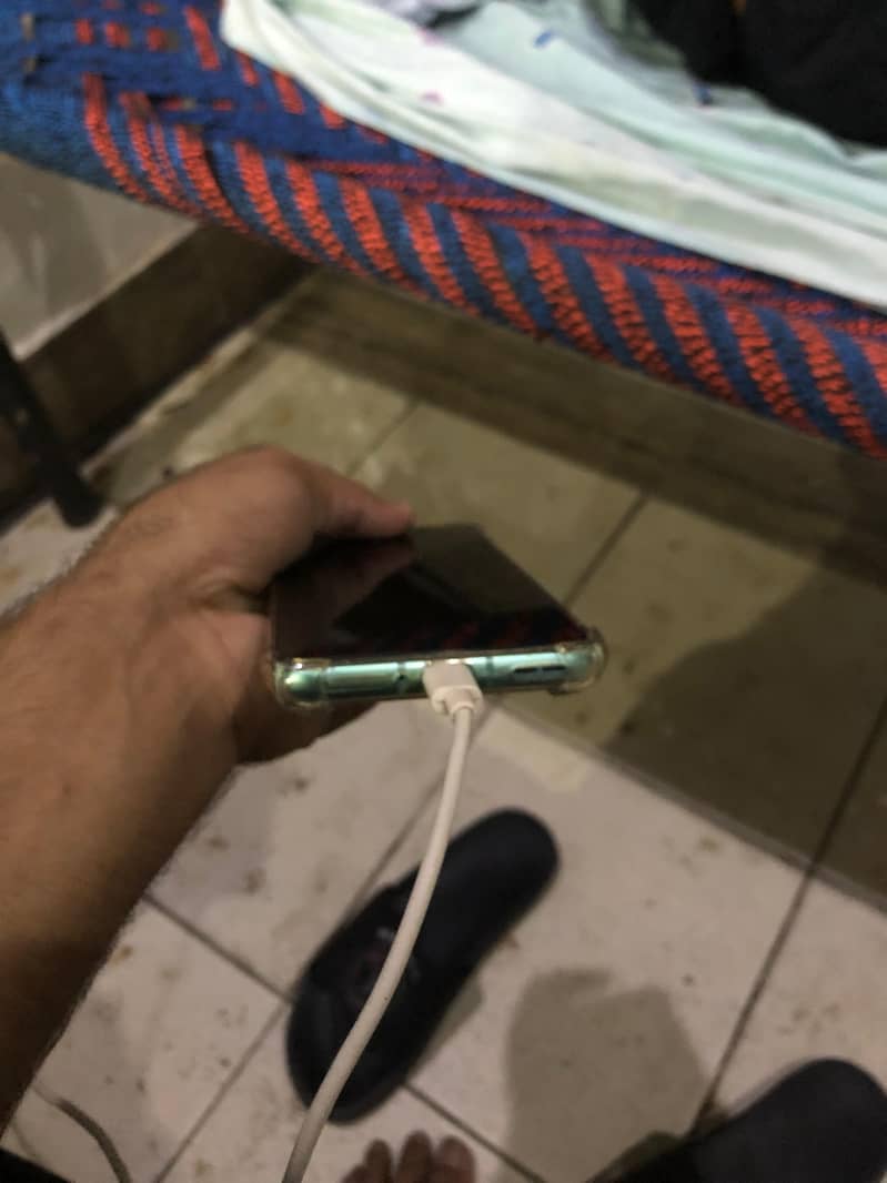 One Plus 8t 4