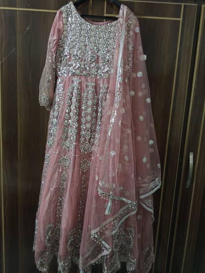 Baby pink clr maxi only 1 time use condition 10/10