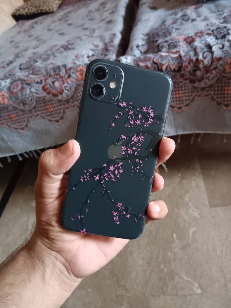 Apple iPhone 11 3