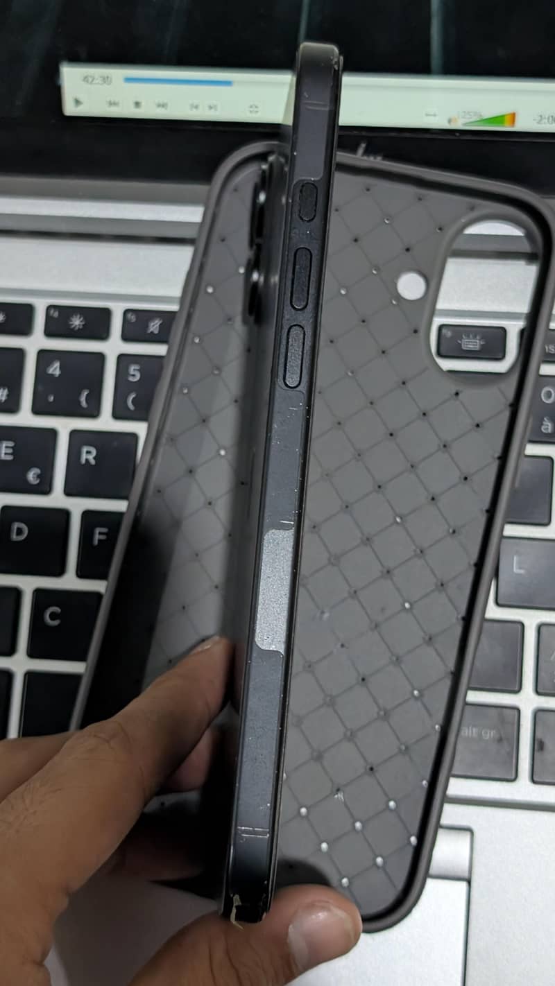 iPhone 16 Plus Jv 2