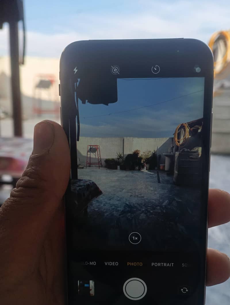 Apple iPhone X 5