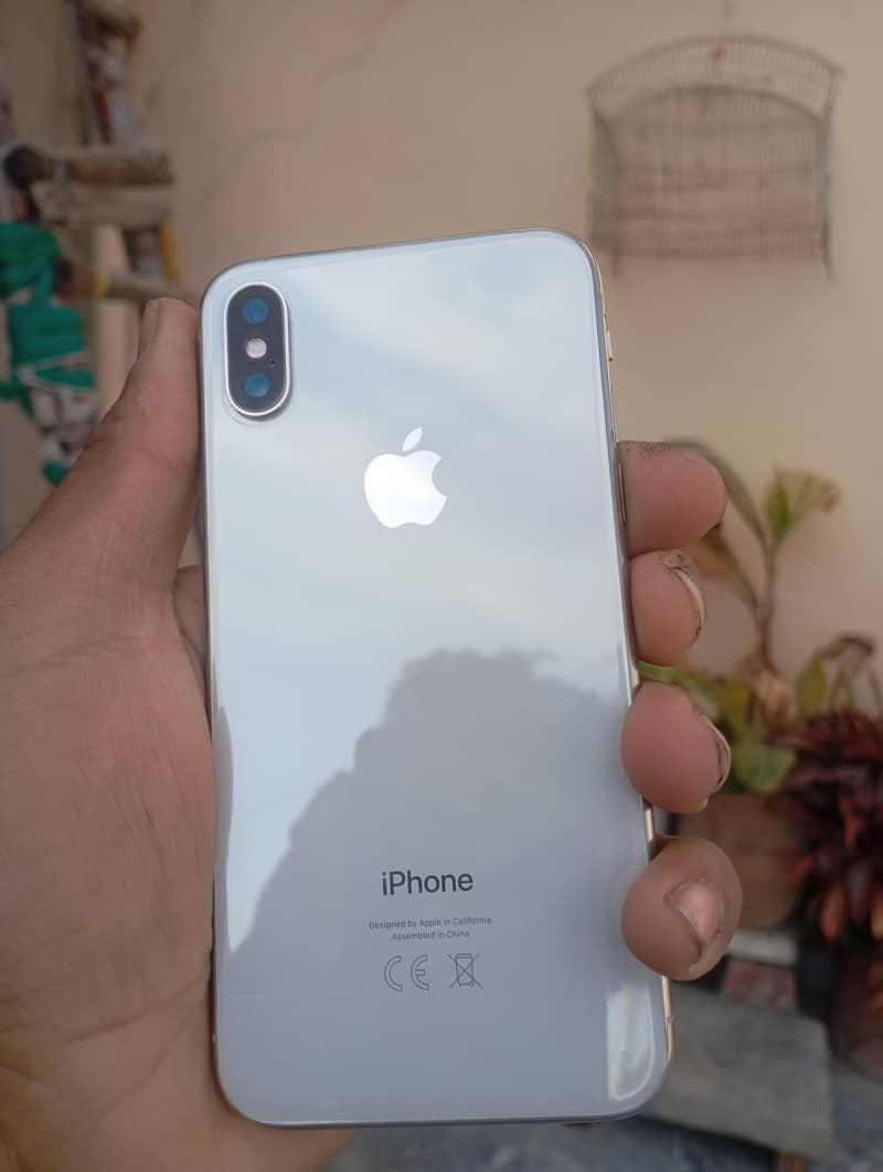 Apple iPhone X 0