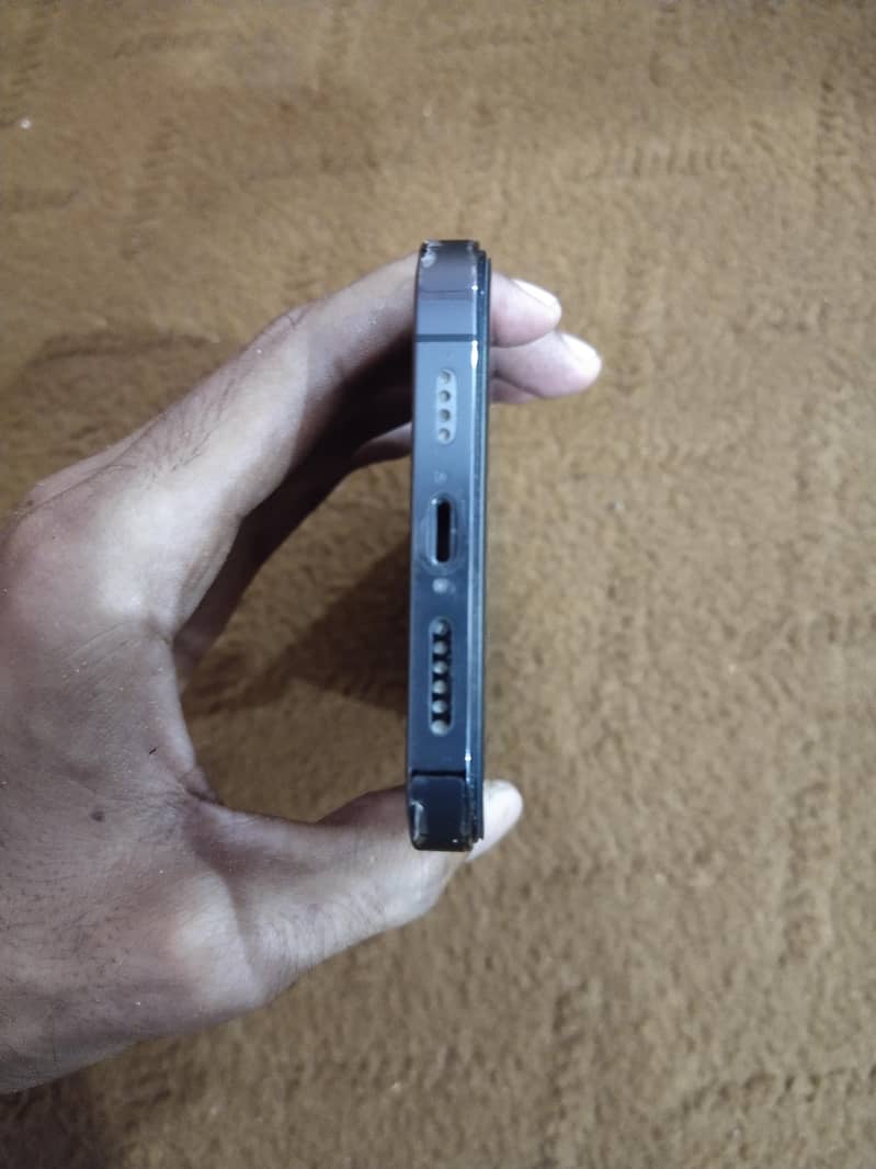 Apple iPhone 13 Pro Max 5
