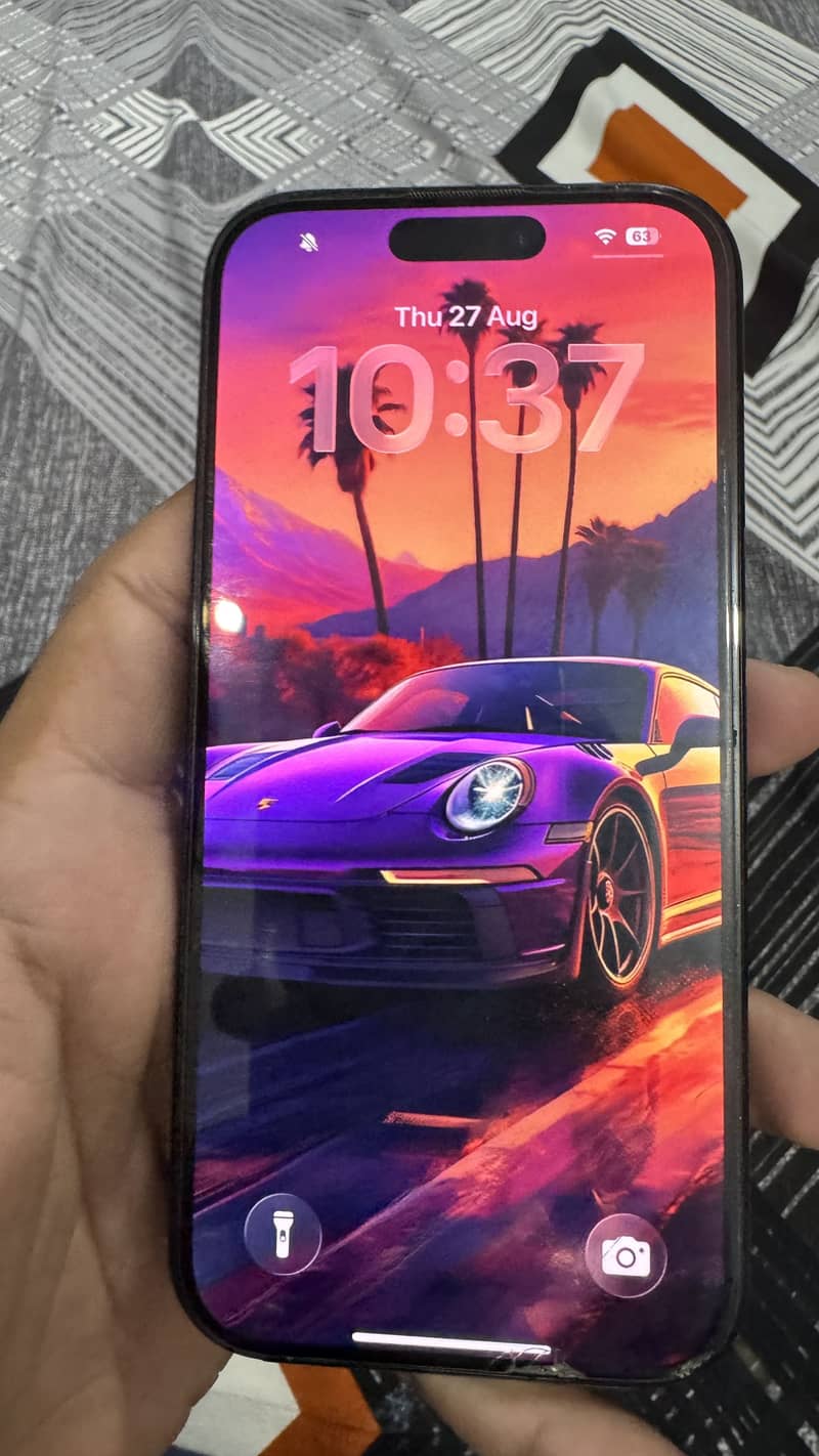Apple iPhone 16 Pro 2
