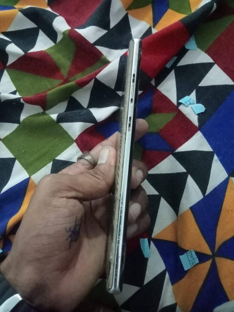 Samsung Mobile Note 8 2