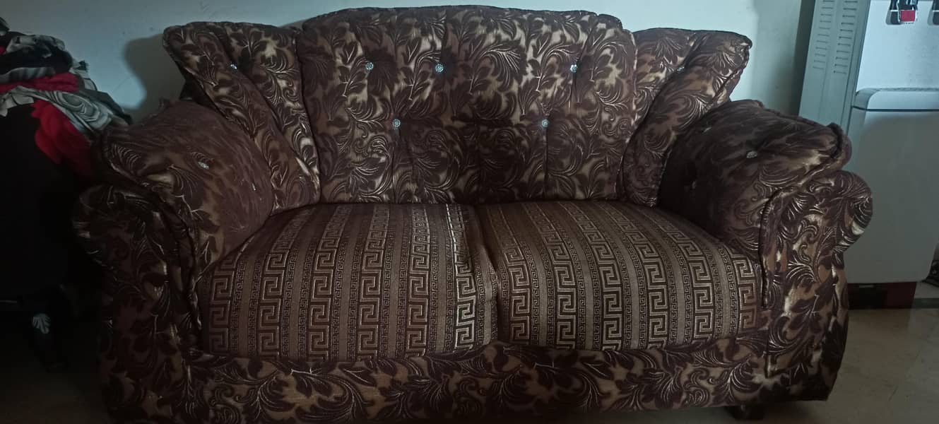 6 seter sofa set good condition 2