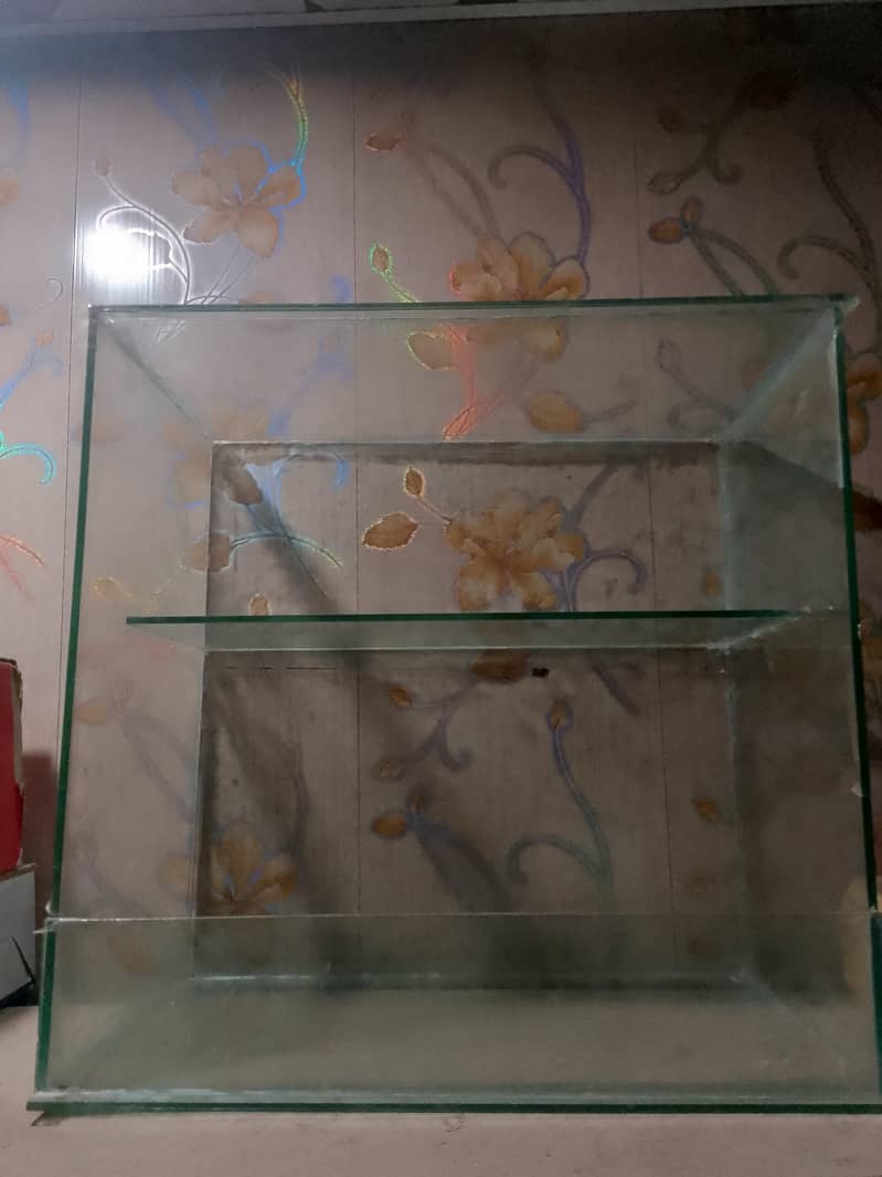 2500 Rs 1