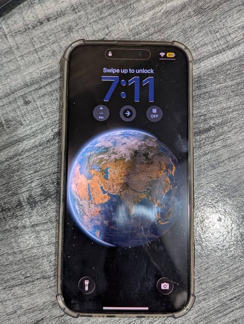 Apple iPhone 16 Pro Max 1