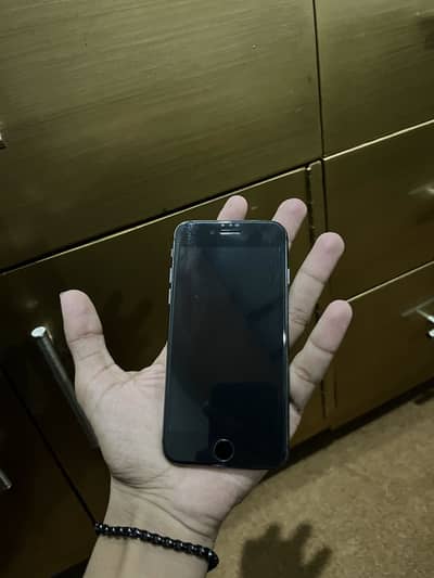Apple iPhone SE