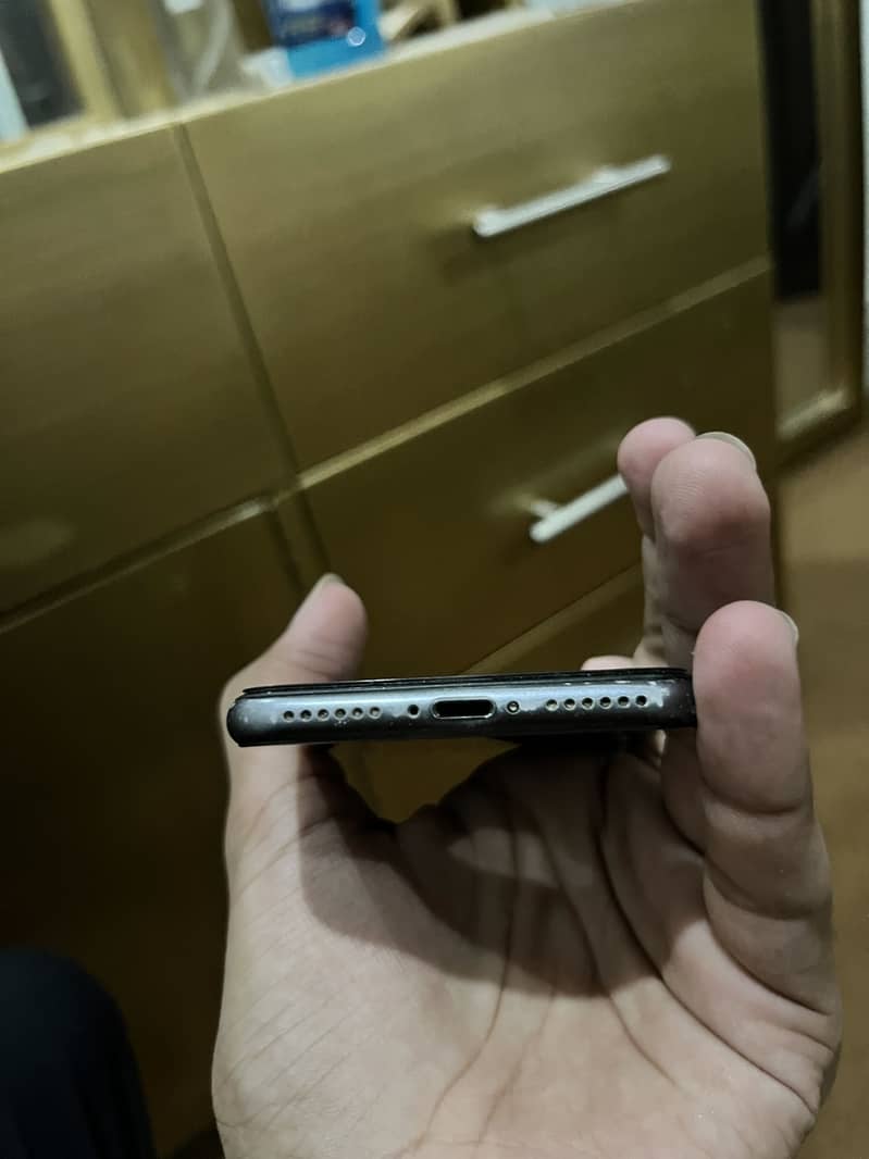 Apple iPhone SE 4