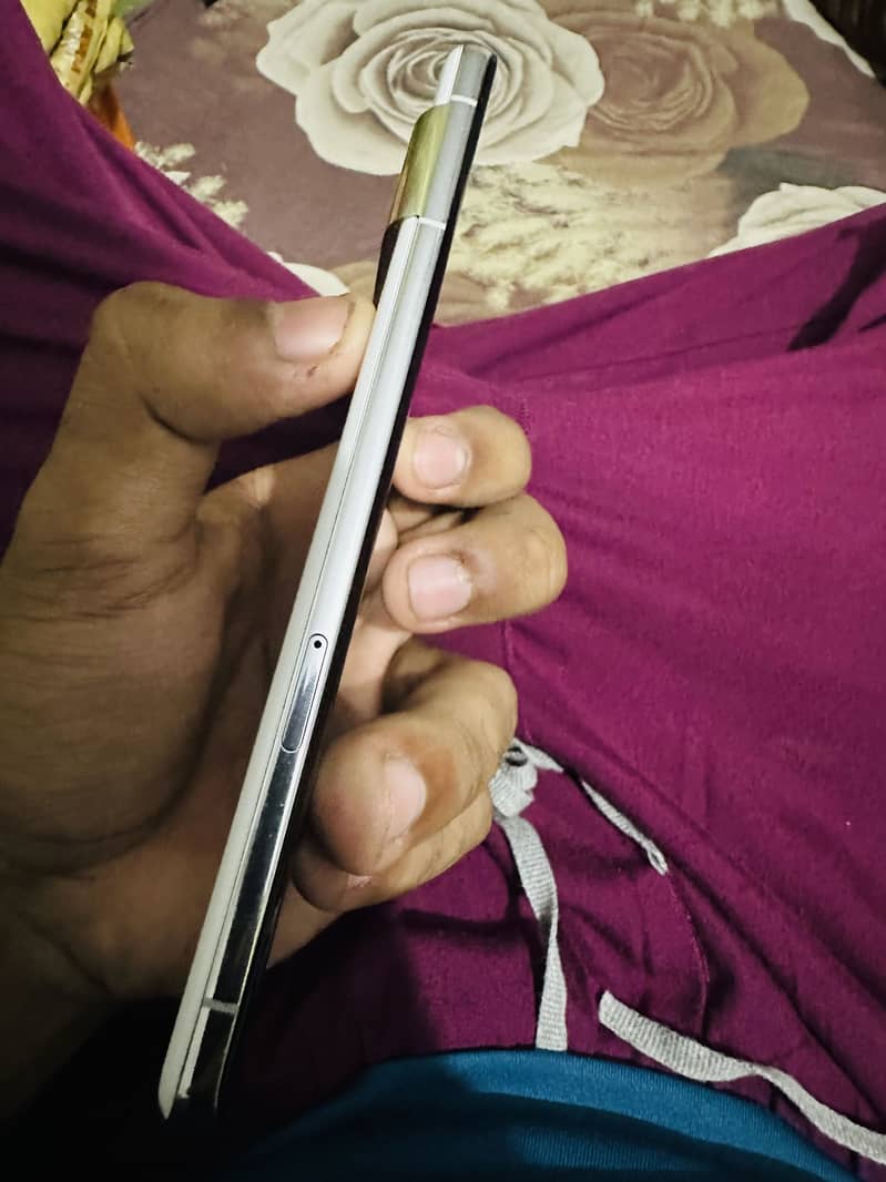 Google Pixel 7 Pro 6