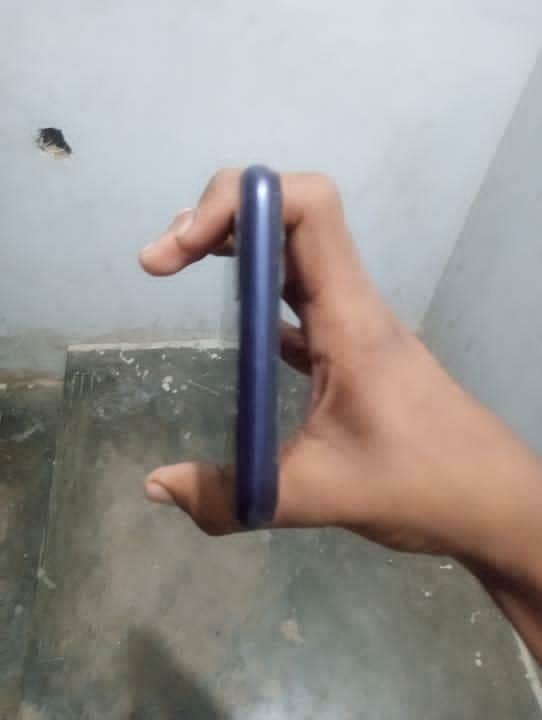 OPPO A3s 5