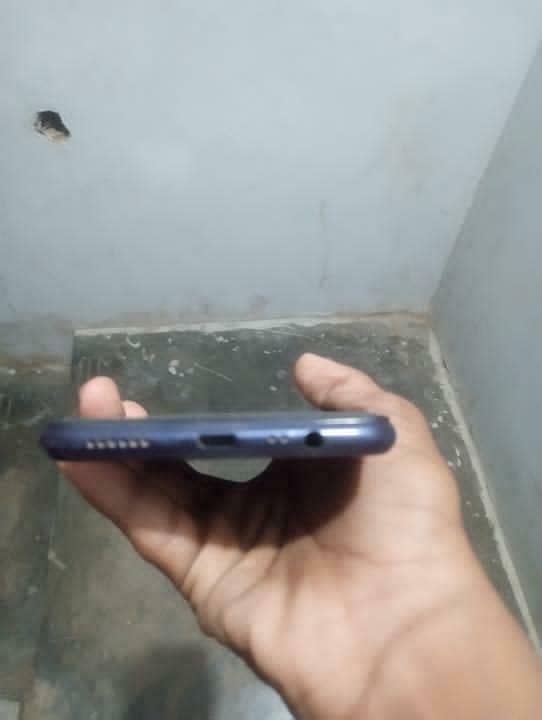 OPPO A3s 6