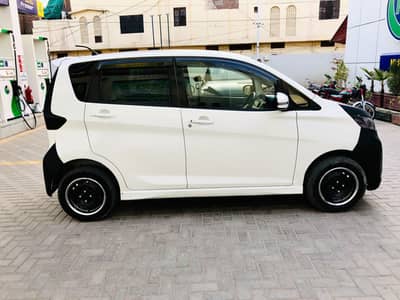 Mitsubishi Ek Wagon 2018