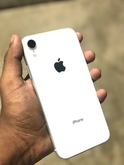 Apple iPhone XR