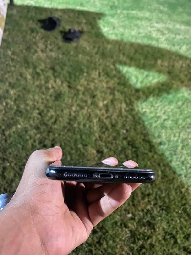 Apple iPhone X 1
