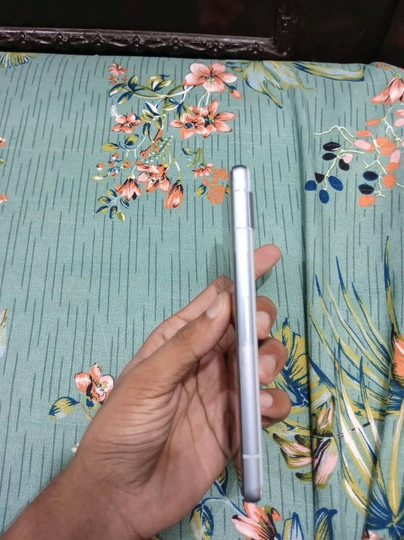 mobile 4
