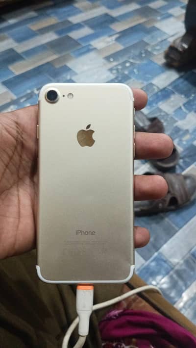 Apple iPhone 7