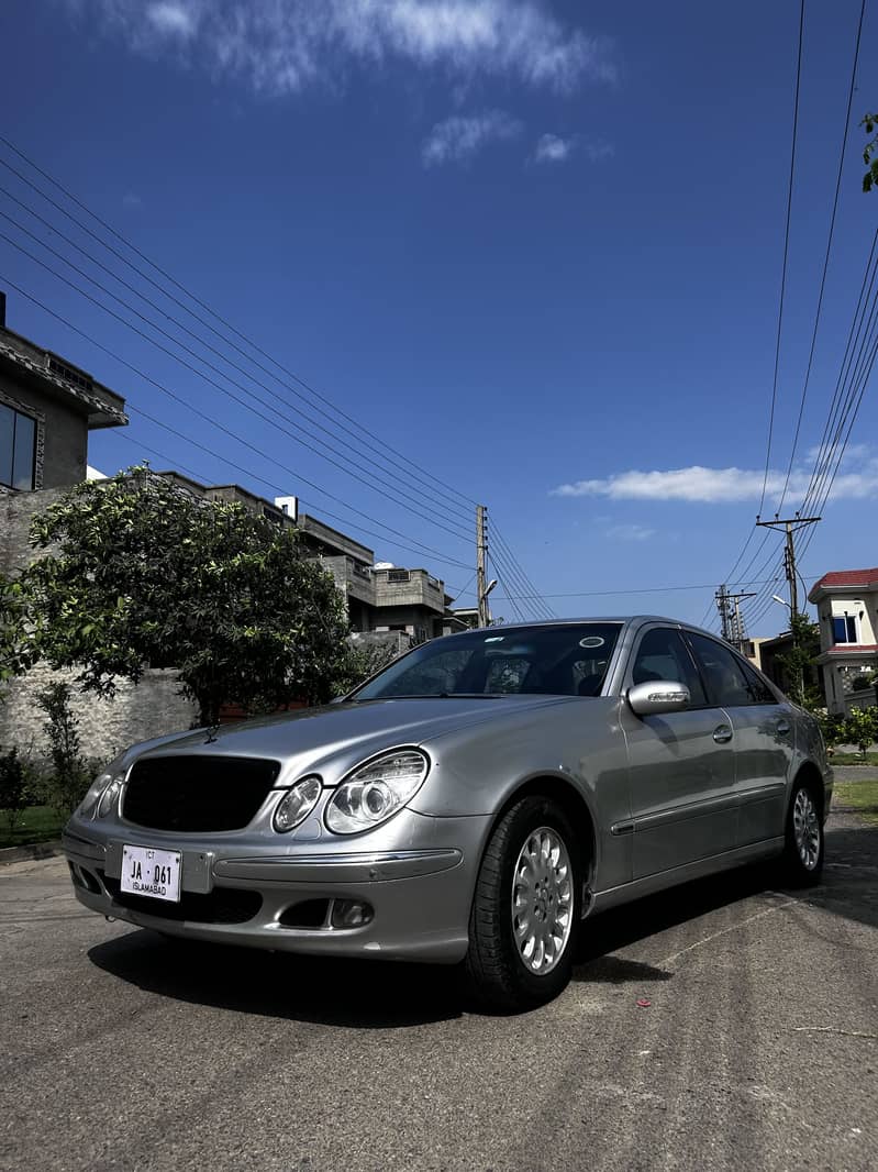 Mercedes E Class 2003 8