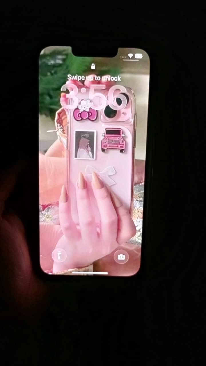 Apple iPhone 13 1