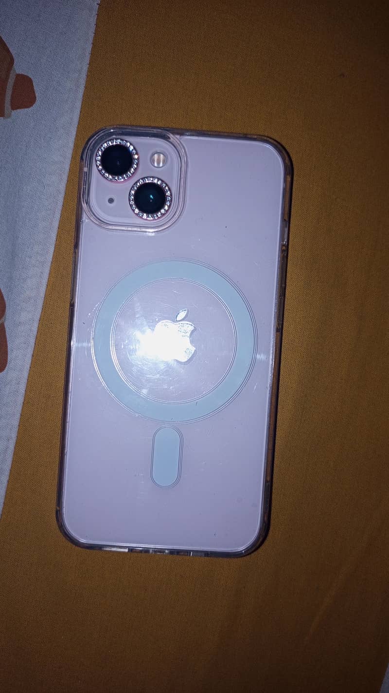 Apple iPhone 13 2
