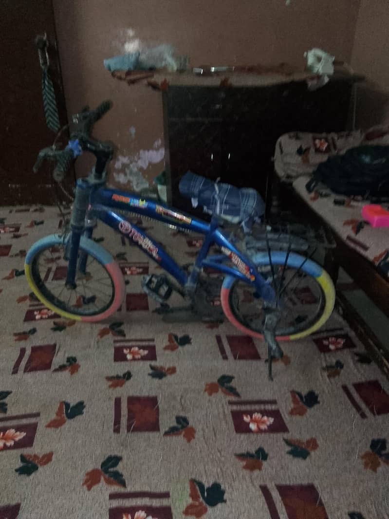 cycle aur car 0