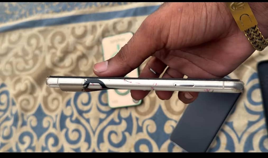 Google Pixel 8 Pro 2