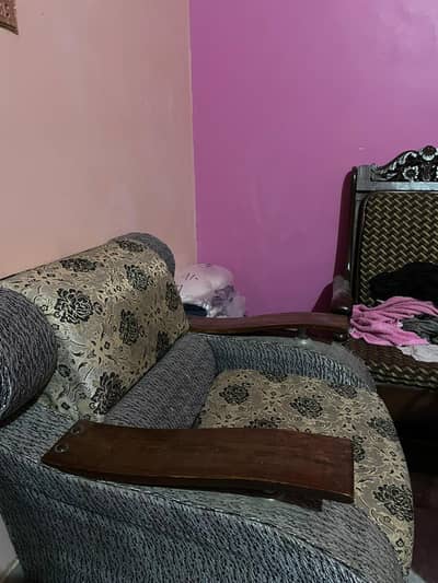 5 Seater Wooden Sofa Set For Sale - Hyderabad | Urgent Sale