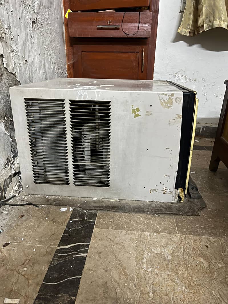 WINDOW GENERAL AC 3