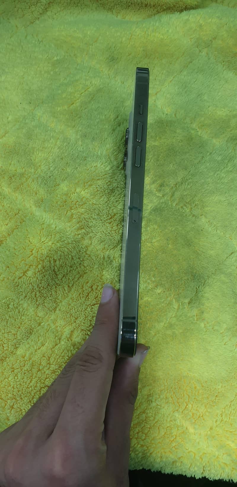 Apple iPhone 12 Pro Max 3