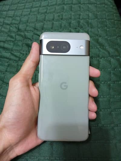 google pixel 8 (8/128) - offical PTA approved - 10/10 condition