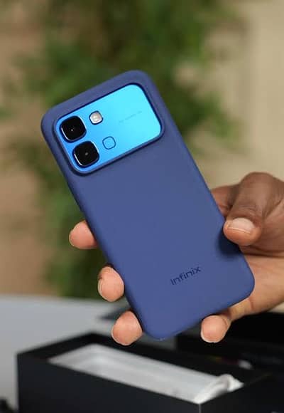 Infinix Note Edge, just box open today