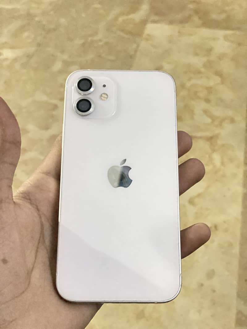 Apple iPhone 12 5