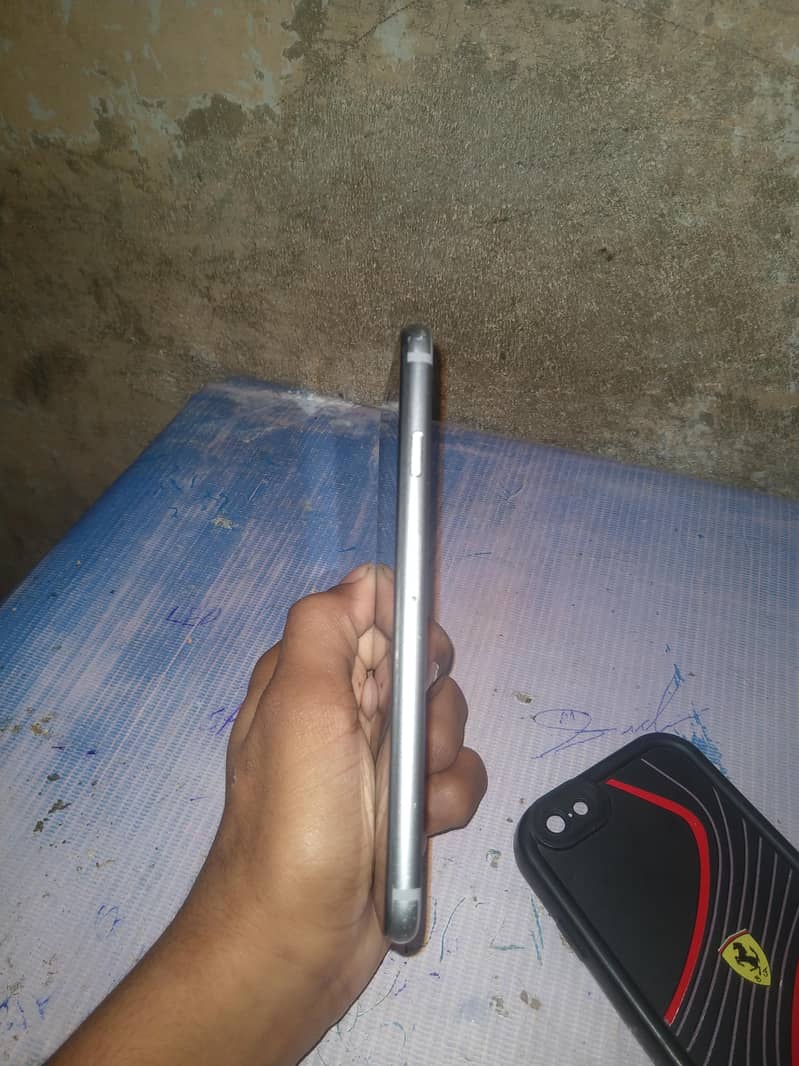 Apple iPhone 6S 2
