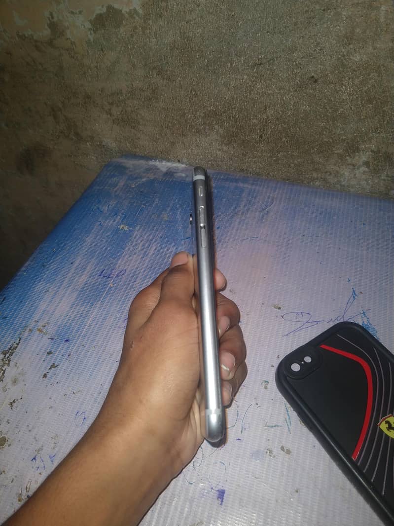 Apple iPhone 6S 3