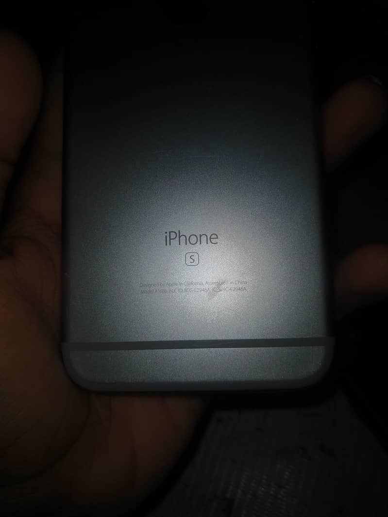 Apple iPhone 6S 5