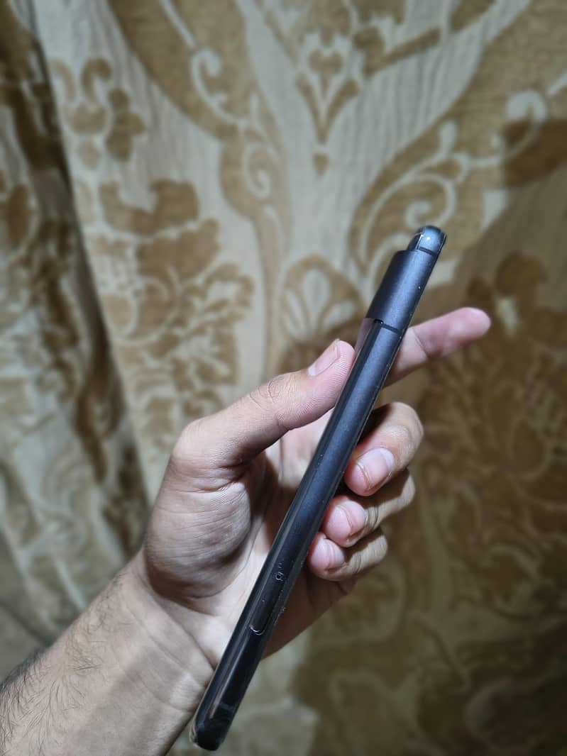 Google Pixel 8 2