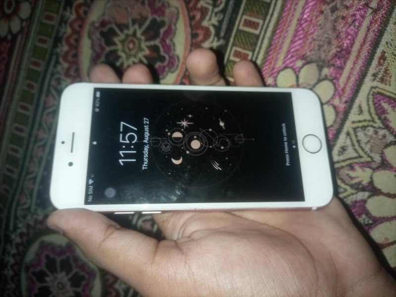 Apple iPhone 6S 1