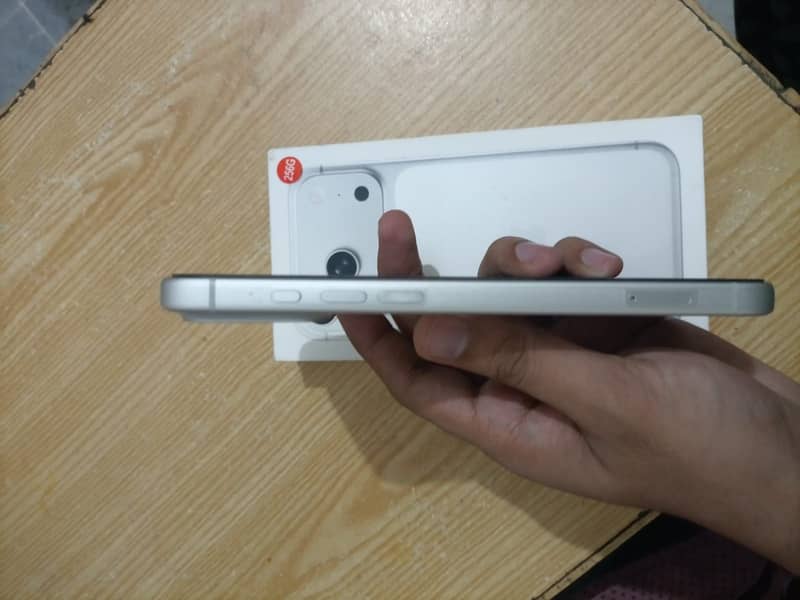 Apple iPhone 17 Pro Max 2