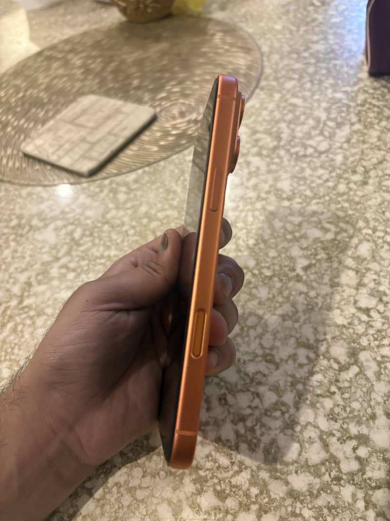 Apple iPhone 17 Pro Max 2