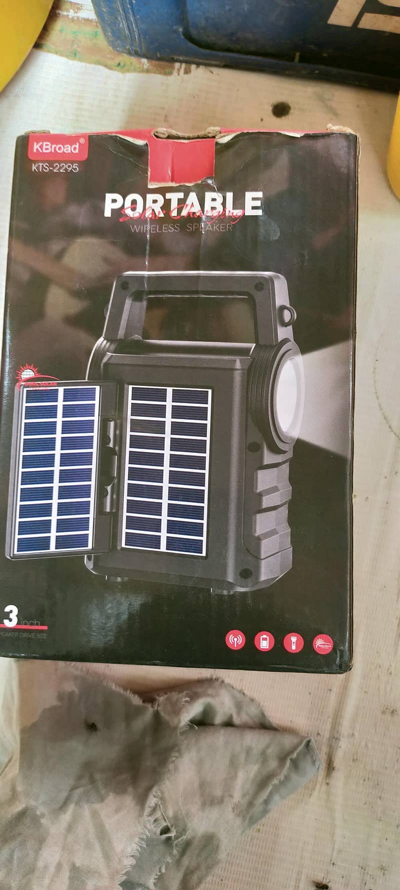 Bluetooth speaker 0