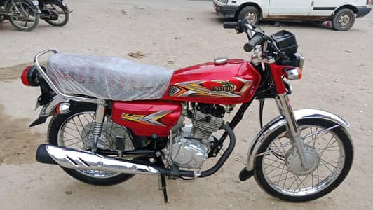 125 united