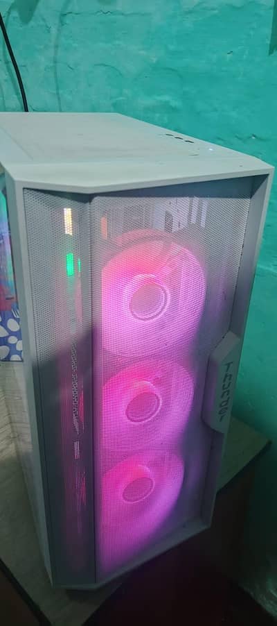 Custom RGB Gaming PC - i5 6th Gen, 4GB RAM, 1TB HDD