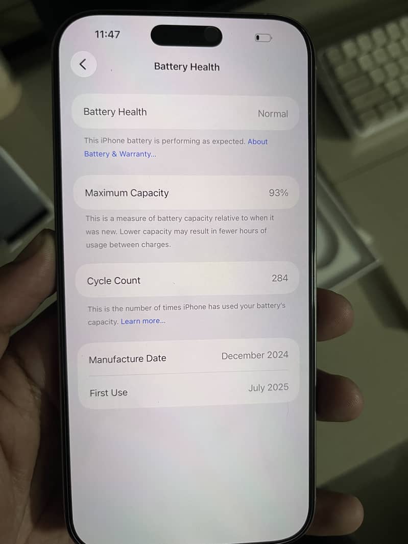 Apple iPhone 16 Pro Max 1