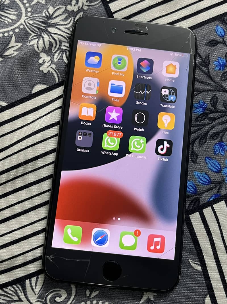 Apple iPhone 7 Plus 2