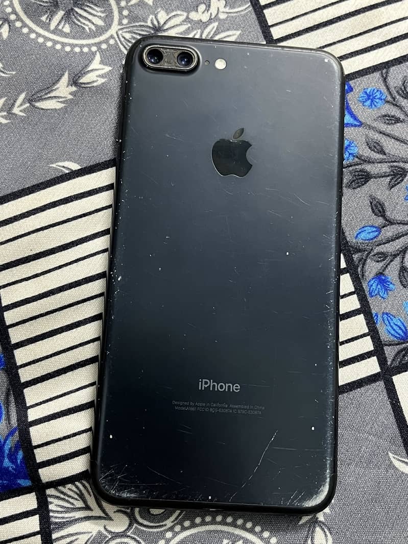 Apple iPhone 7 Plus 4