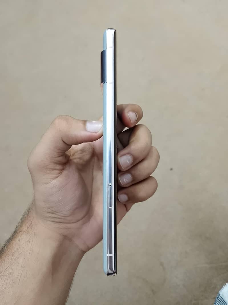Google Pixel 7 Pro 2