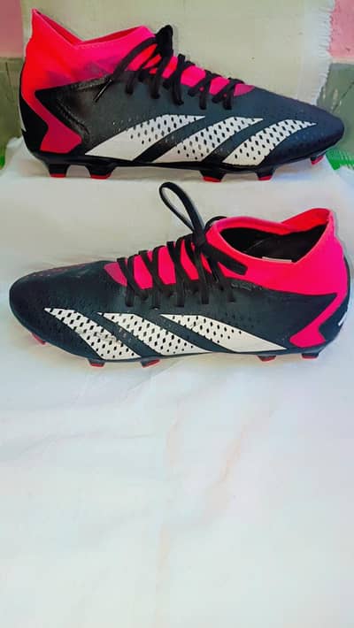 Football shoes original #nike#adidas#aisics#puma#newballane#predoter#