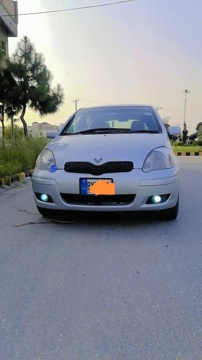 Toyota Vitz 2003