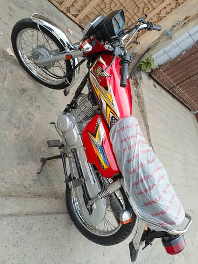 Honda 125 model 2025 Good condition Home Use